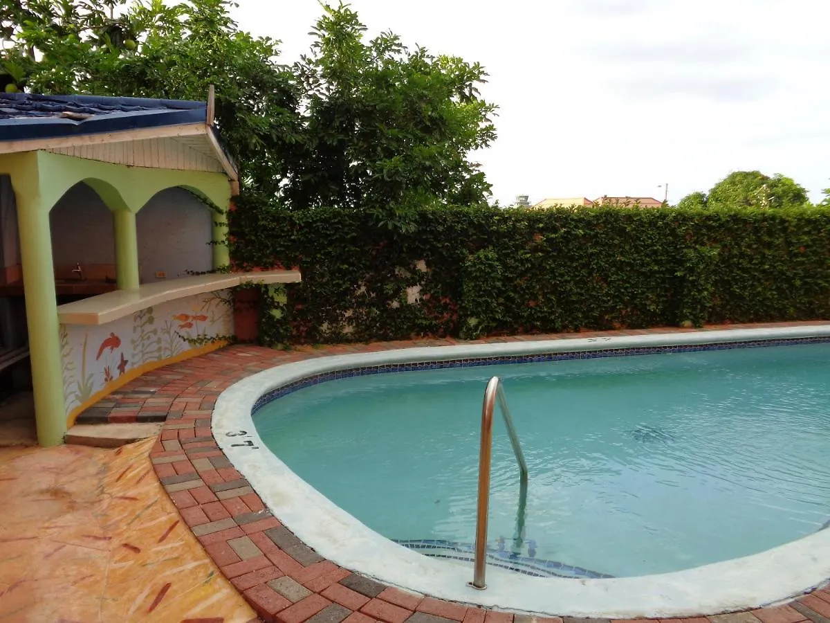 Tropical Court Hotel Montego Bay Jamaica